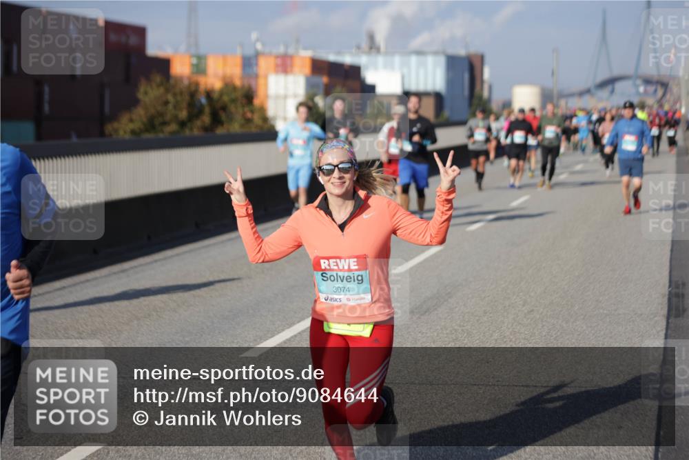 03.10.2025 - Köhlbrandbrückenlauf Jannik Wohlers http://msf.ph/oto/9084644 03.10.2025 10:06:58 Position 3 3074 meine-sportfotos.de