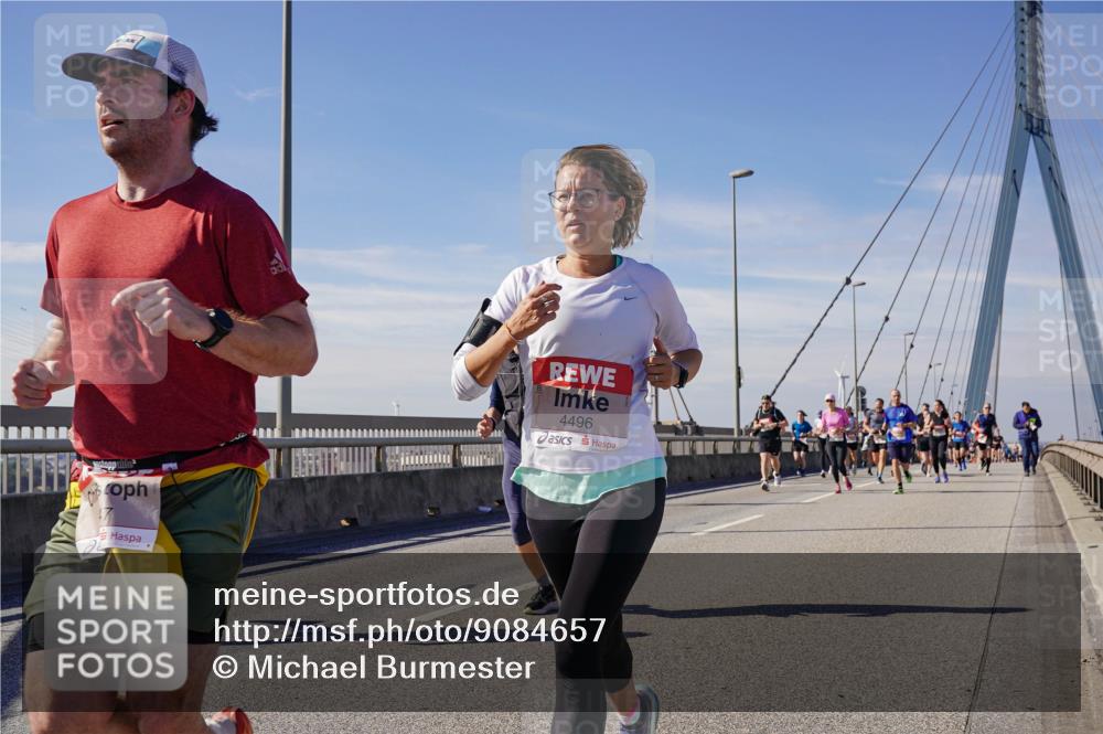 03.10.2025 - Köhlbrandbrückenlauf Michael Burmester http://msf.ph/oto/9084657 03.10.2025 12:42:43 Position 2 4496 meine-sportfotos.de