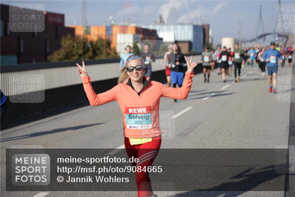 03.10.2025 - Köhlbrandbrückenlauf Jannik Wohlers http://msf.ph/oto/9084665 03.10.2025 10:06:58 Position 3 3074 meine-sportfotos.de