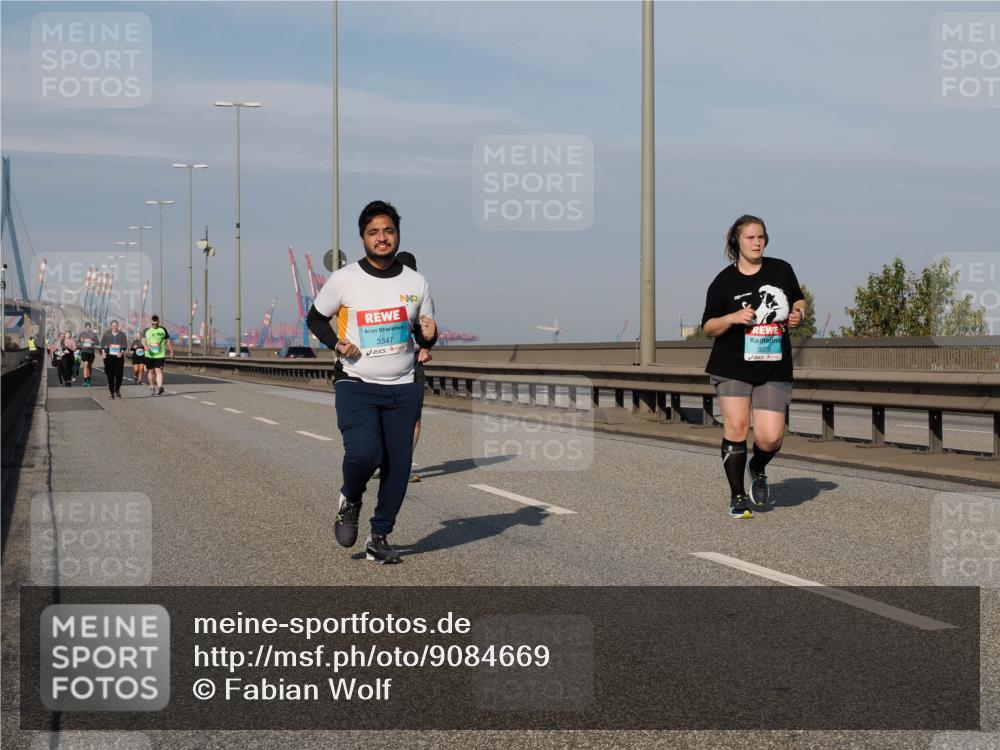 03.10.2025 - Köhlbrandbrückenlauf Fabian Wolf http://msf.ph/oto/9084669 03.10.2025 10:19:58 Position 3 3347, 3370 meine-sportfotos.de