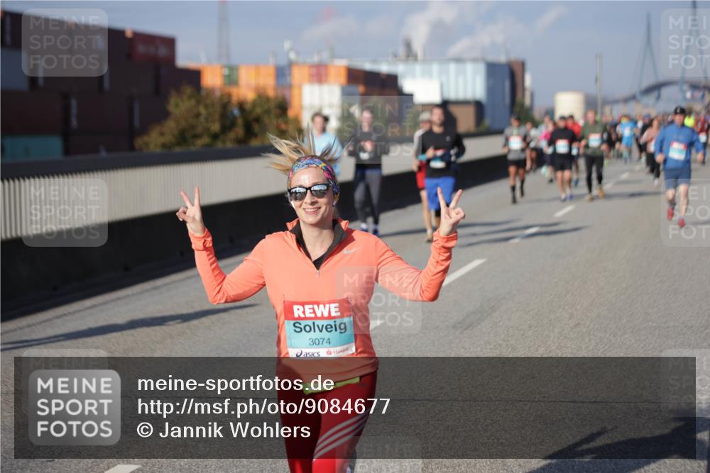 03.10.2025 - Köhlbrandbrückenlauf Jannik Wohlers http://msf.ph/oto/9084677 03.10.2025 10:06:58 Position 3 3074 meine-sportfotos.de