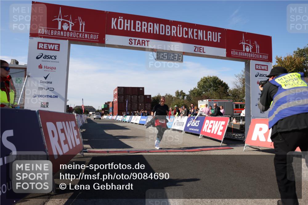 03.10.2025 - Köhlbrandbrückenlauf Lena Gebhardt http://msf.ph/oto/9084690 03.10.2025 13:51:34 Ziel 5540 meine-sportfotos.de