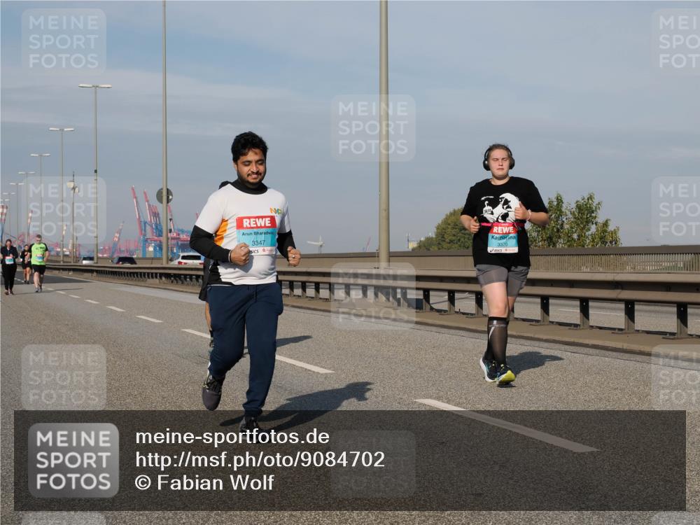 03.10.2025 - Köhlbrandbrückenlauf Fabian Wolf http://msf.ph/oto/9084702 03.10.2025 10:19:59 Position 3 3347, 3370 meine-sportfotos.de