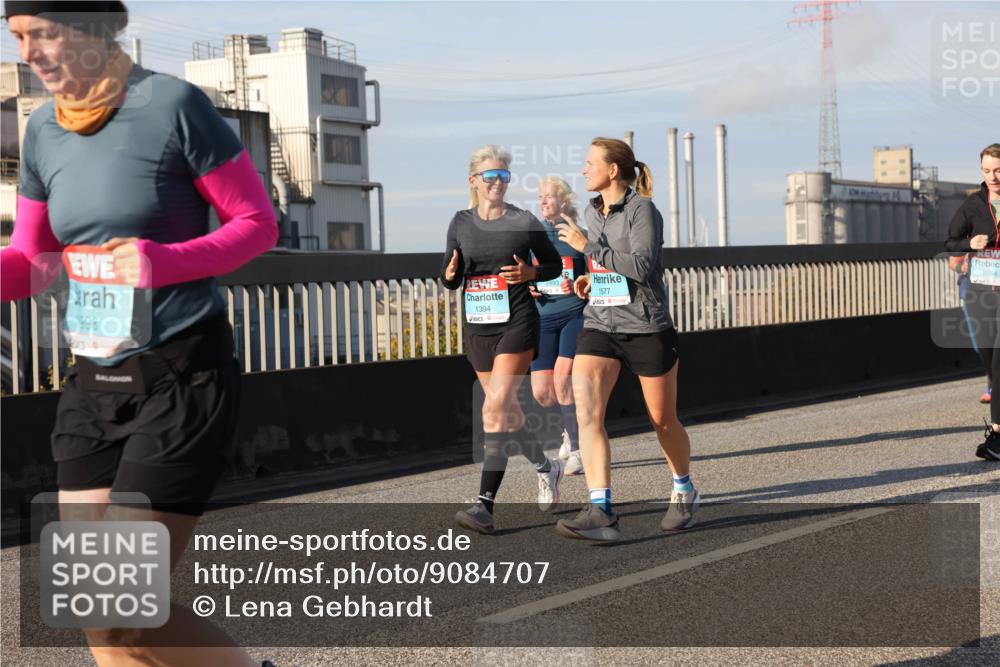 03.10.2025 - Köhlbrandbrückenlauf Lena Gebhardt http://msf.ph/oto/9084707 03.10.2025 10:05:21 Position 2 1998, 1394, 1577, 2284 meine-sportfotos.de
