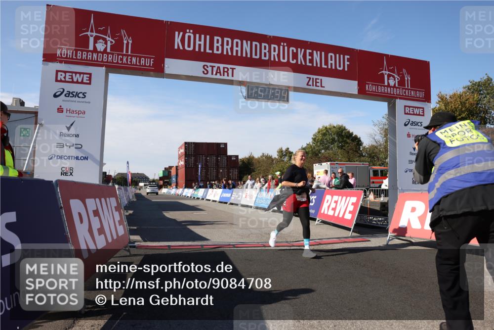 03.10.2025 - Köhlbrandbrückenlauf Lena Gebhardt http://msf.ph/oto/9084708 03.10.2025 13:51:34 Ziel 5540 meine-sportfotos.de