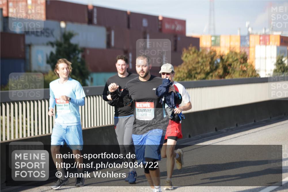 03.10.2025 - Köhlbrandbrückenlauf Jannik Wohlers http://msf.ph/oto/9084722 03.10.2025 10:07:02 Position 3 2384, 2239 meine-sportfotos.de