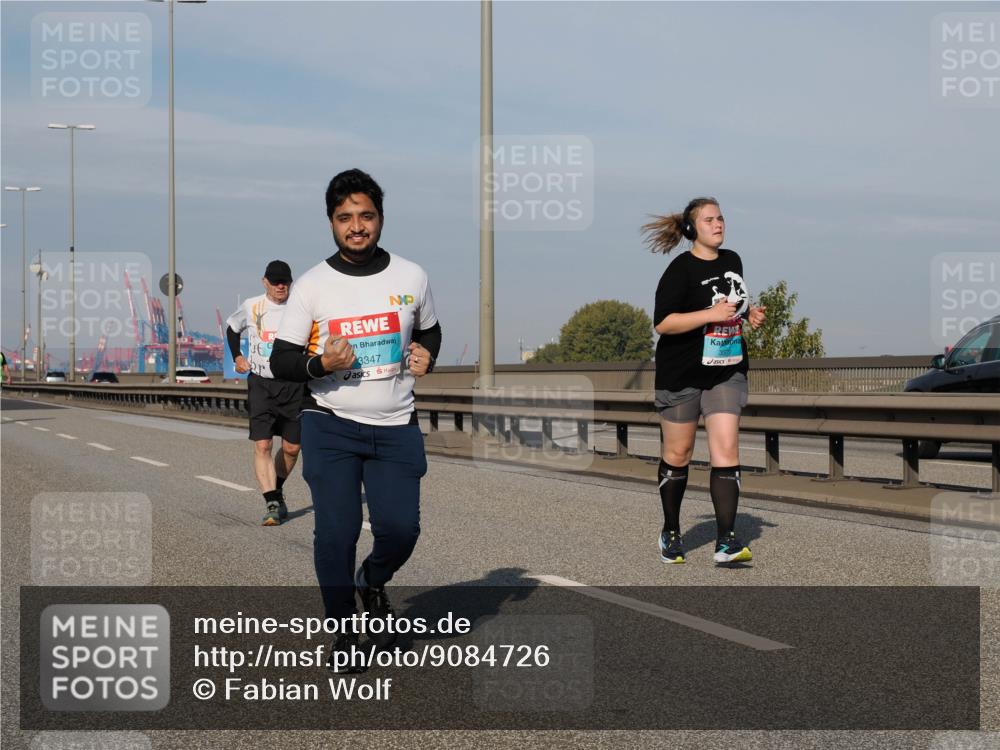 03.10.2025 - Köhlbrandbrückenlauf Fabian Wolf http://msf.ph/oto/9084726 03.10.2025 10:19:59 Position 3 3347 meine-sportfotos.de