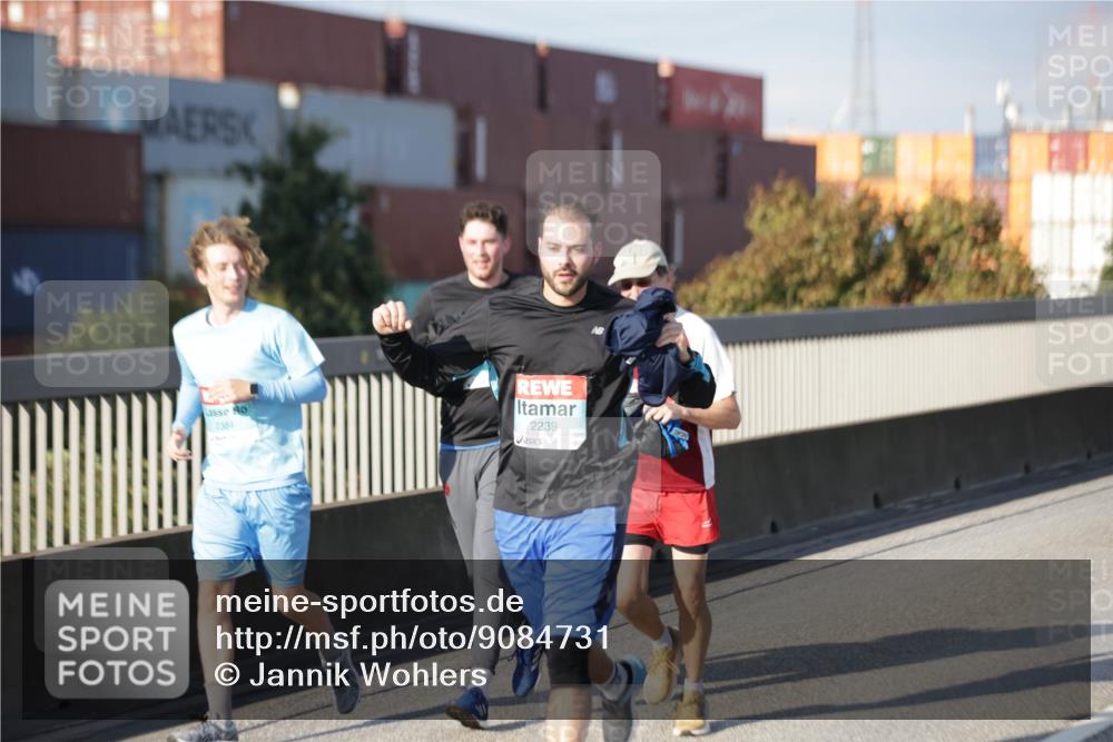 03.10.2025 - Köhlbrandbrückenlauf Jannik Wohlers http://msf.ph/oto/9084731 03.10.2025 10:07:03 Position 3 2384, 2239 meine-sportfotos.de