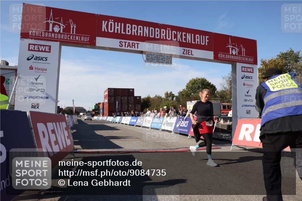 03.10.2025 - Köhlbrandbrückenlauf Lena Gebhardt http://msf.ph/oto/9084735 03.10.2025 13:51:35 Ziel 5540 meine-sportfotos.de