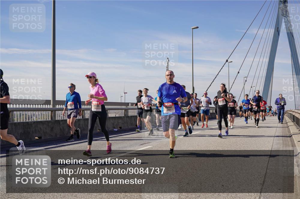 03.10.2025 - Köhlbrandbrückenlauf Michael Burmester http://msf.ph/oto/9084737 03.10.2025 12:42:47 Position 2  meine-sportfotos.de