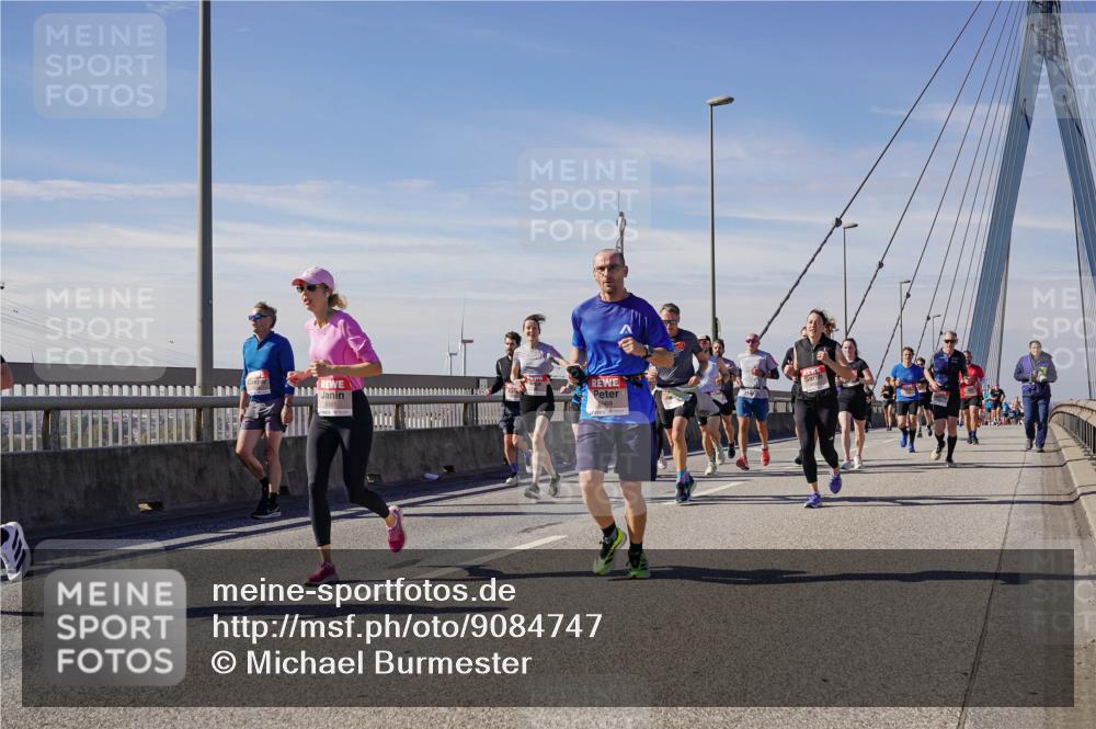 03.10.2025 - Köhlbrandbrückenlauf Michael Burmester http://msf.ph/oto/9084747 03.10.2025 12:42:47 Position 2  meine-sportfotos.de