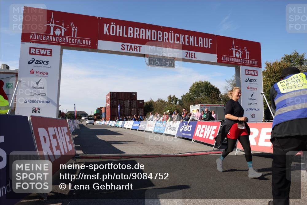 03.10.2025 - Köhlbrandbrückenlauf Lena Gebhardt http://msf.ph/oto/9084752 03.10.2025 13:51:35 Ziel 5540 meine-sportfotos.de