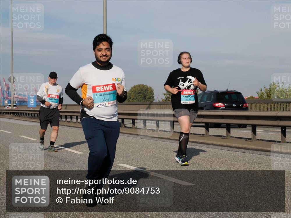 03.10.2025 - Köhlbrandbrückenlauf Fabian Wolf http://msf.ph/oto/9084753 03.10.2025 10:20:00 Position 3 3, 2425, 3347, 3370 meine-sportfotos.de