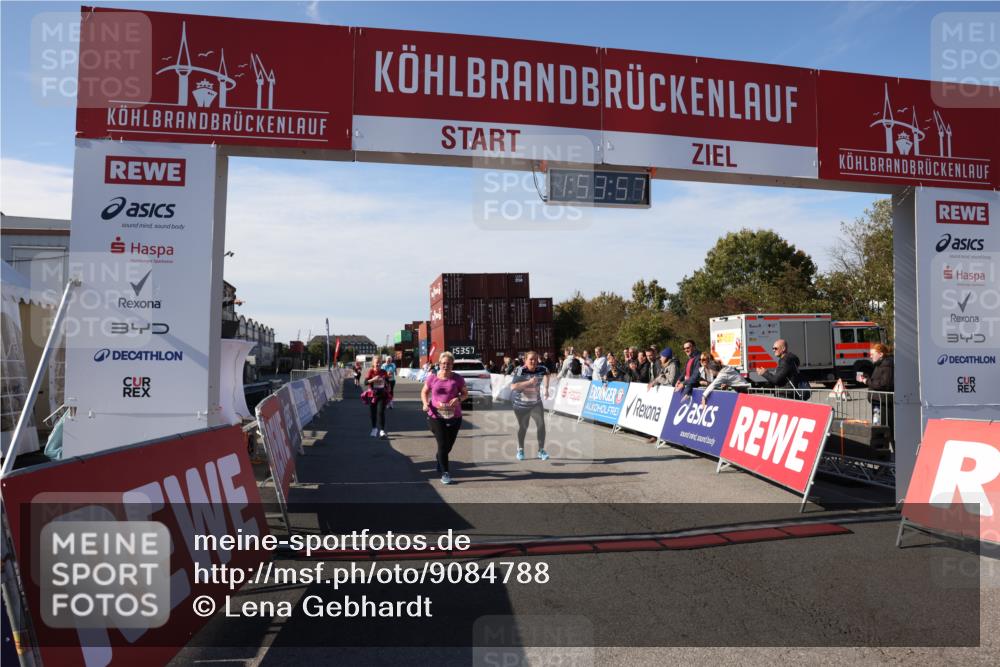 03.10.2025 - Köhlbrandbrückenlauf Lena Gebhardt http://msf.ph/oto/9084788 03.10.2025 13:53:57 Ziel 5603, 5819, 6529 meine-sportfotos.de
