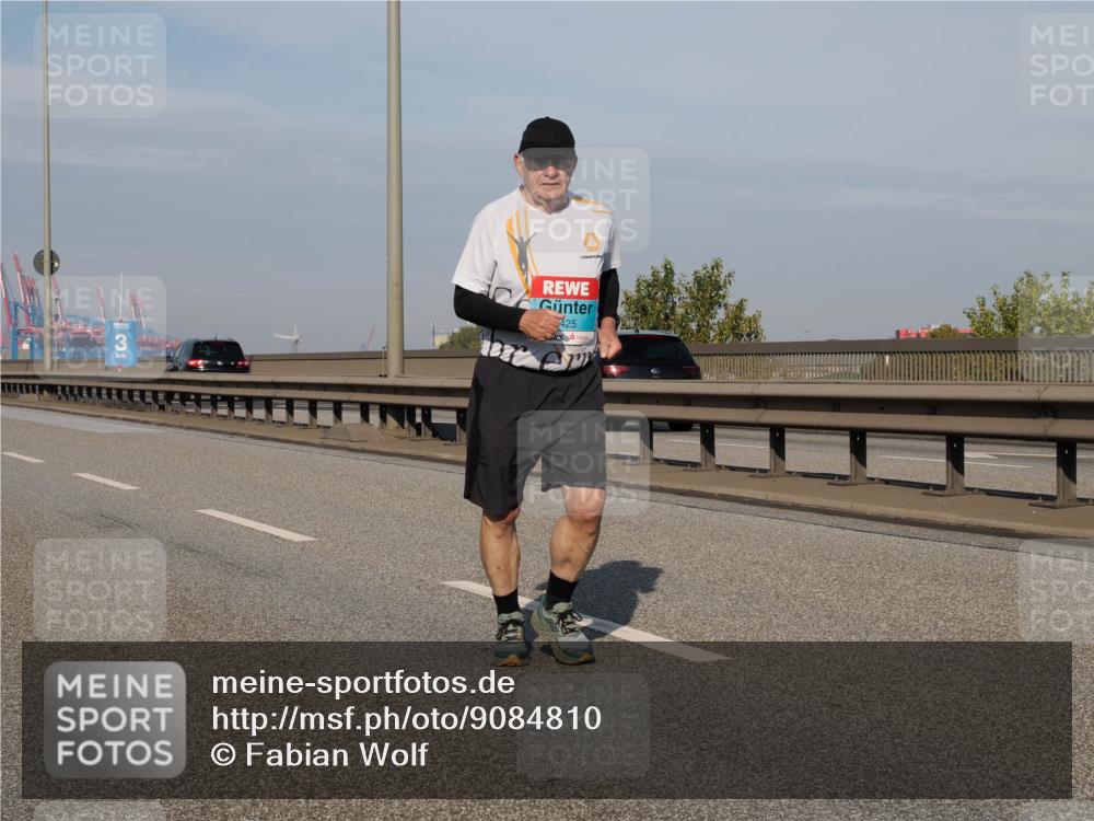 03.10.2025 - Köhlbrandbrückenlauf Fabian Wolf http://msf.ph/oto/9084810 03.10.2025 10:20:03 Position 3 425 meine-sportfotos.de