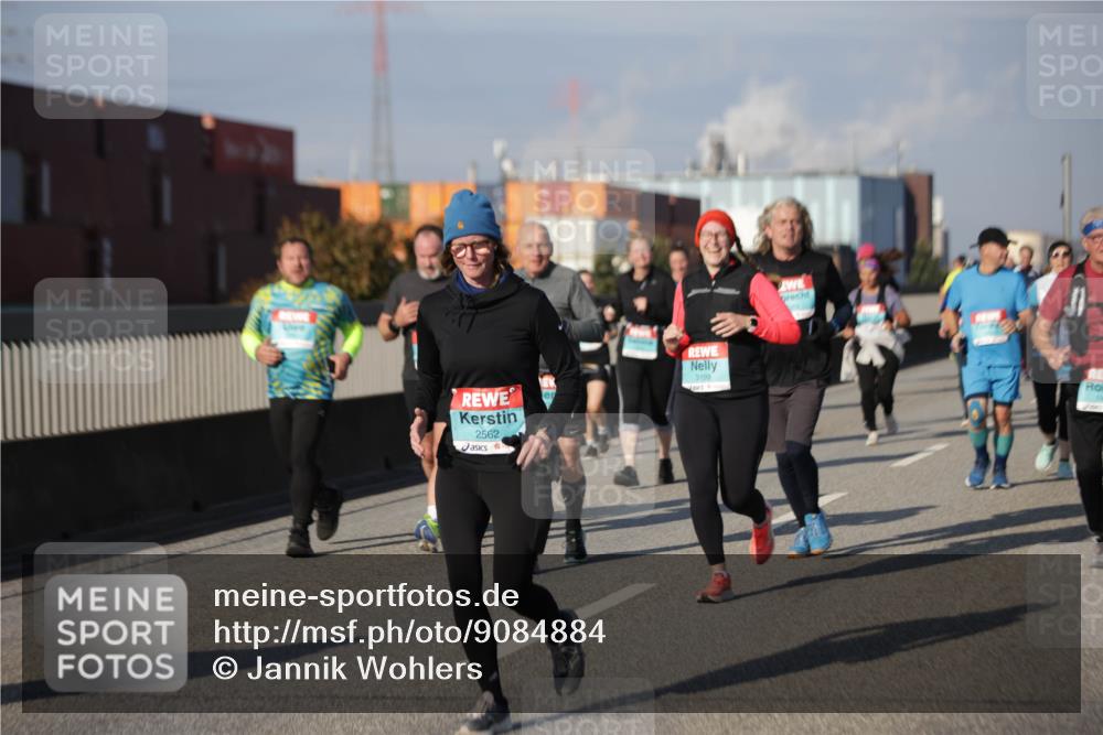 03.10.2025 - Köhlbrandbrückenlauf Jannik Wohlers http://msf.ph/oto/9084884 03.10.2025 10:07:15 Position 3 2562, 3199 meine-sportfotos.de