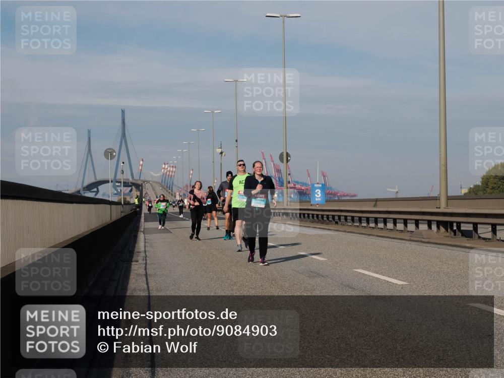 03.10.2025 - Köhlbrandbrückenlauf Fabian Wolf http://msf.ph/oto/9084903 03.10.2025 10:20:14 Position 3  meine-sportfotos.de