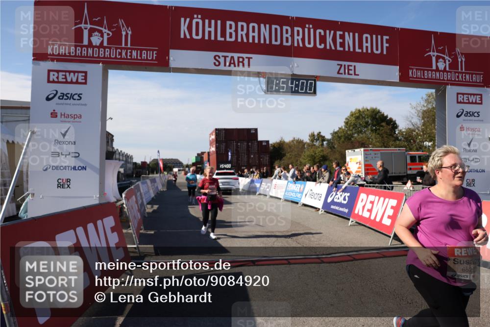 03.10.2025 - Köhlbrandbrückenlauf Lena Gebhardt http://msf.ph/oto/9084920 03.10.2025 13:54:00 Ziel 5603, 5819, 6529, 6549 meine-sportfotos.de