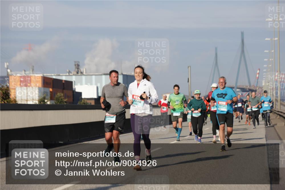 03.10.2025 - Köhlbrandbrückenlauf Jannik Wohlers http://msf.ph/oto/9084926 03.10.2025 09:56:35 Position 3 1015, 1387 meine-sportfotos.de