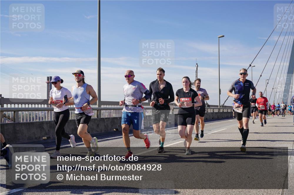 03.10.2025 - Köhlbrandbrückenlauf Michael Burmester http://msf.ph/oto/9084928 03.10.2025 12:42:51 Position 2  meine-sportfotos.de