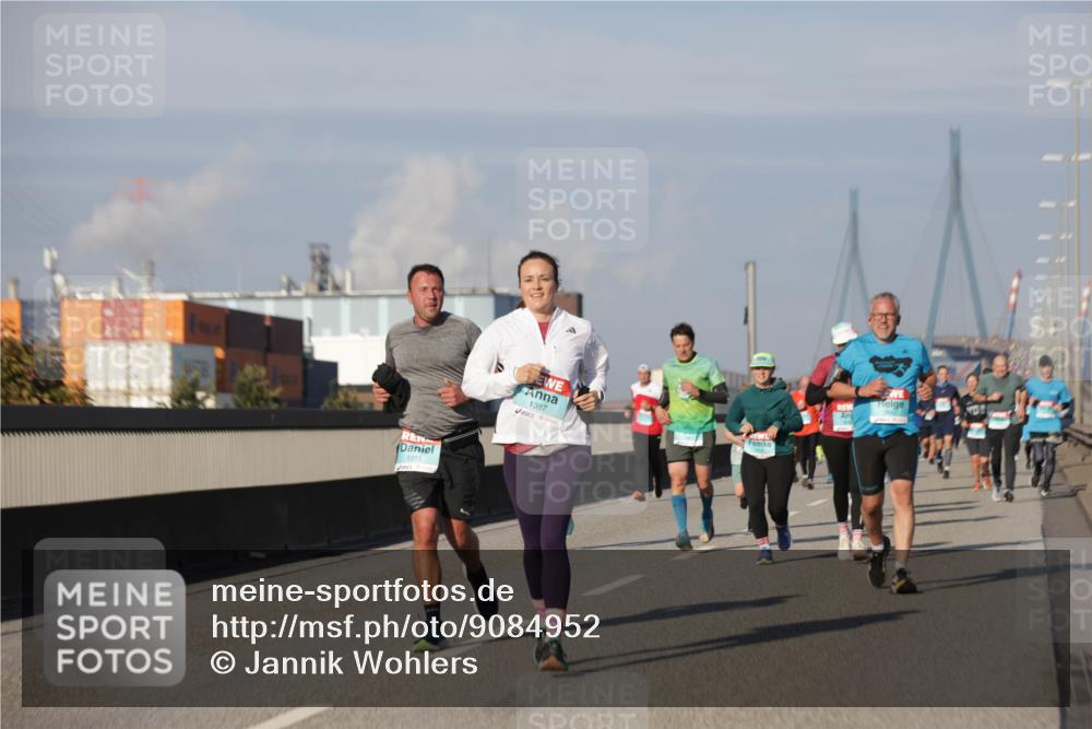 03.10.2025 - Köhlbrandbrückenlauf Jannik Wohlers http://msf.ph/oto/9084952 03.10.2025 09:56:35 Position 3 1015, 1387 meine-sportfotos.de