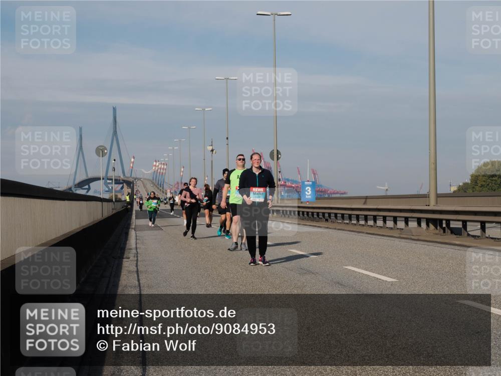 03.10.2025 - Köhlbrandbrückenlauf Fabian Wolf http://msf.ph/oto/9084953 03.10.2025 10:20:15 Position 3  meine-sportfotos.de