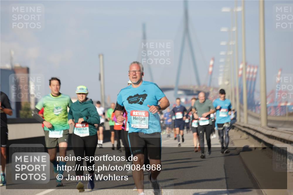 03.10.2025 - Köhlbrandbrückenlauf Jannik Wohlers http://msf.ph/oto/9084968 03.10.2025 09:56:36 Position 3 1642 meine-sportfotos.de