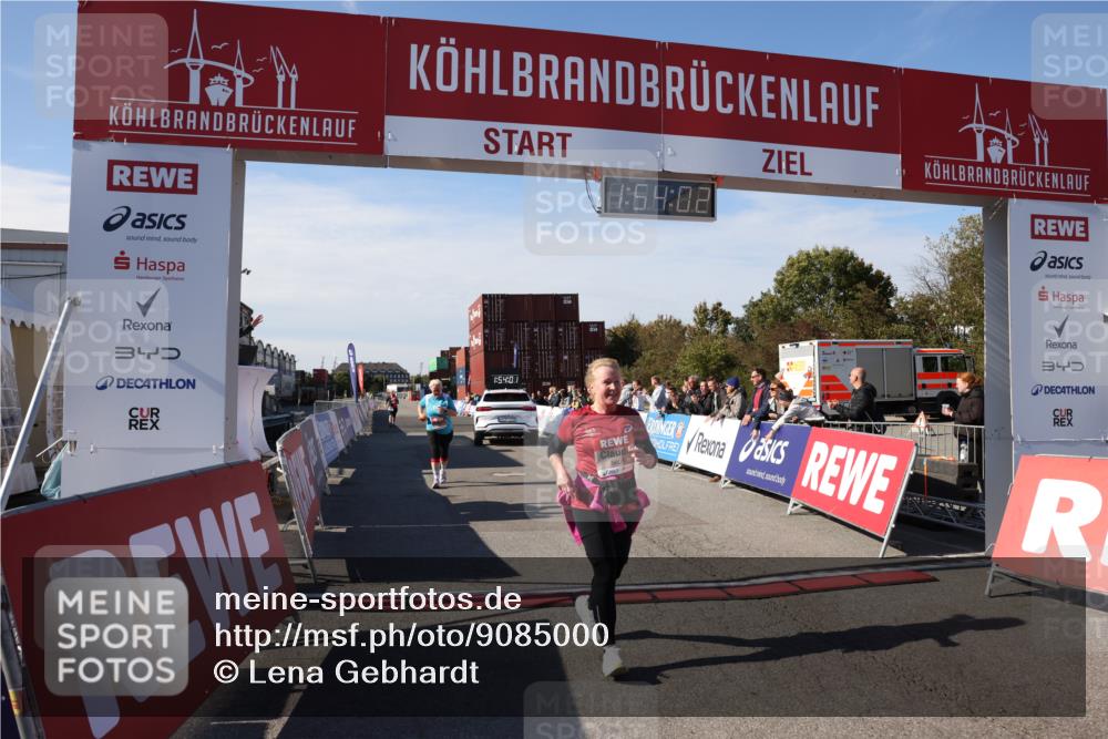 03.10.2025 - Köhlbrandbrückenlauf Lena Gebhardt http://msf.ph/oto/9085000 03.10.2025 13:54:01 Ziel 5603, 5819, 6529, 6549 meine-sportfotos.de