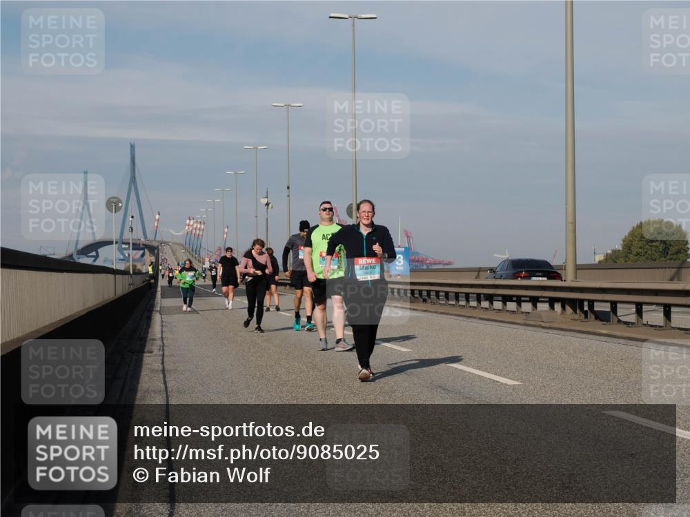 03.10.2025 - Köhlbrandbrückenlauf Fabian Wolf http://msf.ph/oto/9085025 03.10.2025 10:20:16 Position 3 2428 meine-sportfotos.de