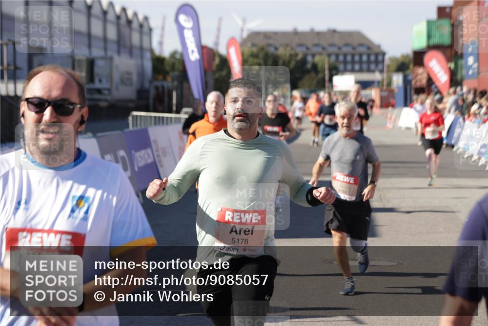 03.10.2025 - Köhlbrandbrückenlauf Jannik Wohlers http://msf.ph/oto/9085057 03.10.2025 13:18:35 Ziel 4154, 4280, 4341, 4560, 4606, 4796, 4812, 4819, 4826, 4882, 5115, 5178, 5192, 5722, 6084, 6596, 6700, 6758 meine-sportfotos.de