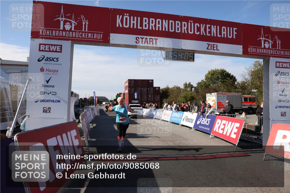 03.10.2025 - Köhlbrandbrückenlauf Lena Gebhardt http://msf.ph/oto/9085068 03.10.2025 13:54:04 Ziel 5603, 5819, 6529, 6549 meine-sportfotos.de