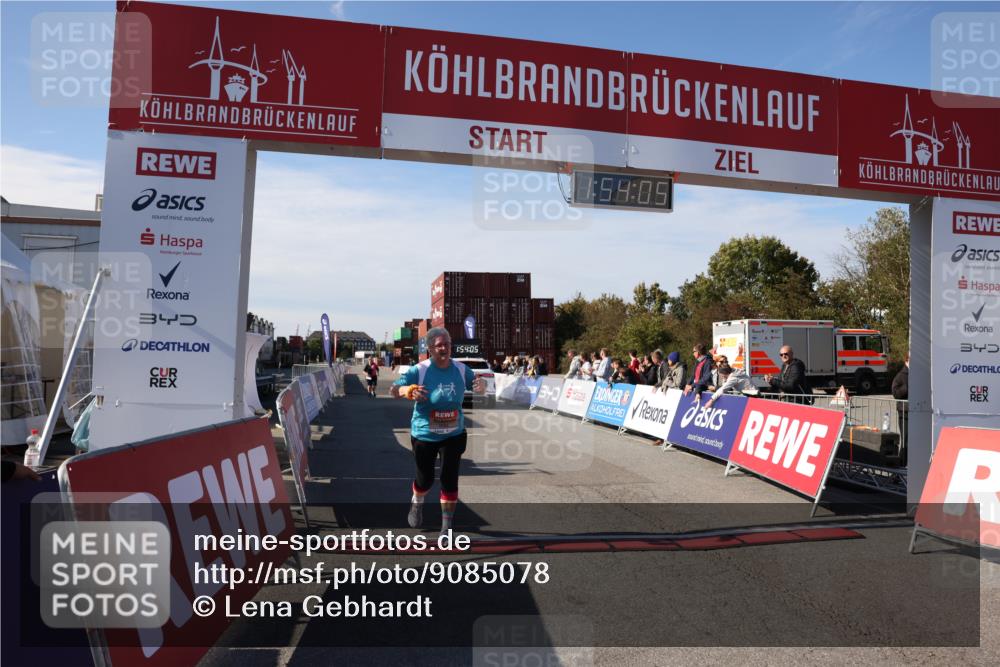 03.10.2025 - Köhlbrandbrückenlauf Lena Gebhardt http://msf.ph/oto/9085078 03.10.2025 13:54:05 Ziel 5603, 5819, 6529, 6549 meine-sportfotos.de
