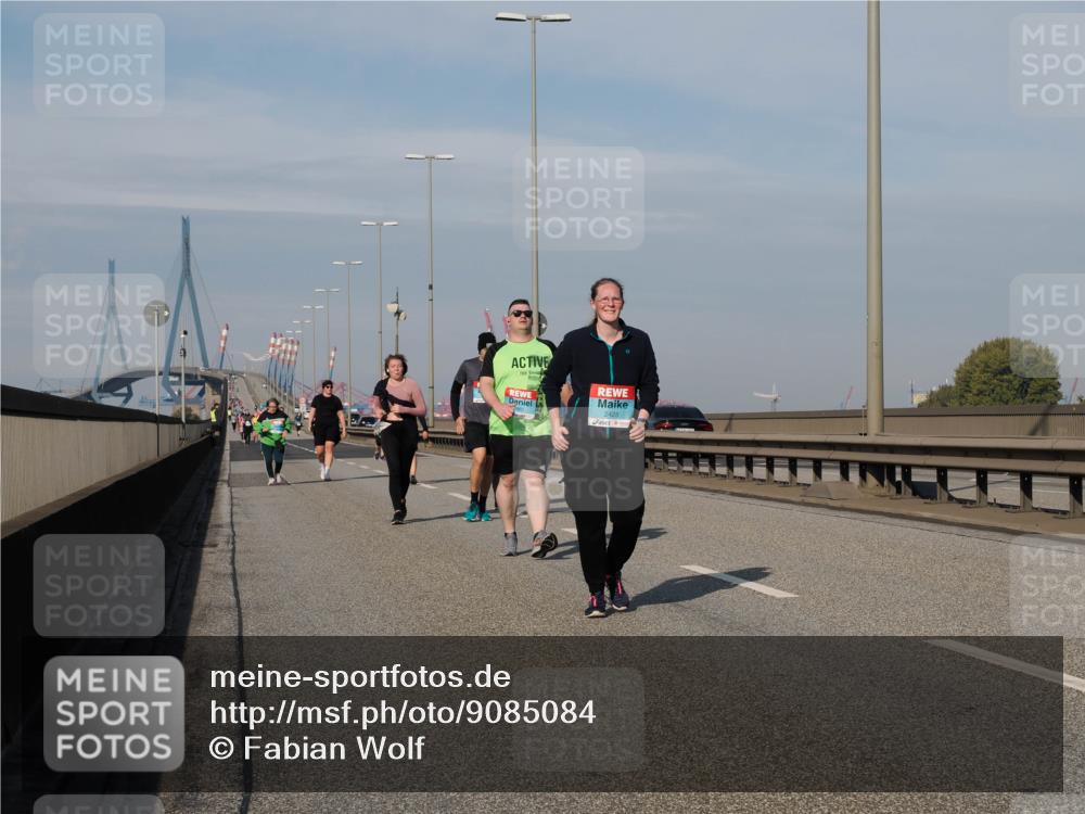 03.10.2025 - Köhlbrandbrückenlauf Fabian Wolf http://msf.ph/oto/9085084 03.10.2025 10:20:17 Position 3 2428 meine-sportfotos.de