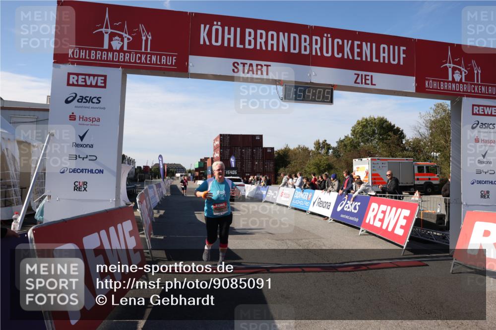 03.10.2025 - Köhlbrandbrückenlauf Lena Gebhardt http://msf.ph/oto/9085091 03.10.2025 13:54:05 Ziel 5603, 5819, 6529, 6549 meine-sportfotos.de