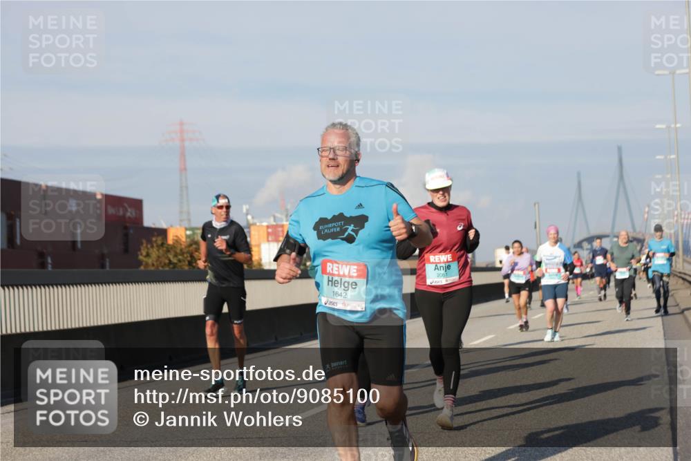 03.10.2025 - Köhlbrandbrückenlauf Jannik Wohlers http://msf.ph/oto/9085100 03.10.2025 09:56:40 Position 3 1642, 2061 meine-sportfotos.de