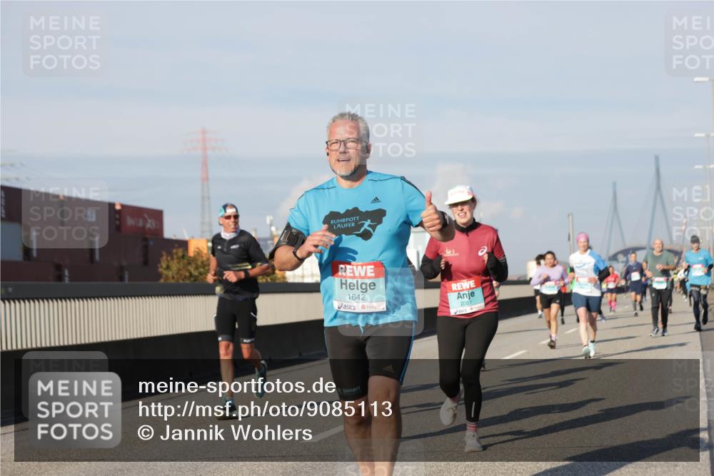 03.10.2025 - Köhlbrandbrückenlauf Jannik Wohlers http://msf.ph/oto/9085113 03.10.2025 09:56:41 Position 3 1642, 2061 meine-sportfotos.de
