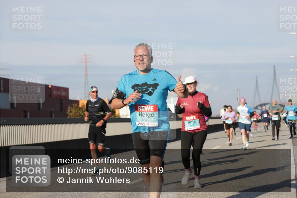 03.10.2025 - Köhlbrandbrückenlauf Jannik Wohlers http://msf.ph/oto/9085119 03.10.2025 09:56:41 Position 3 1642, 2061 meine-sportfotos.de