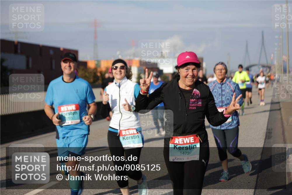 03.10.2025 - Köhlbrandbrückenlauf Jannik Wohlers http://msf.ph/oto/9085125 03.10.2025 10:07:21 Position 3 6703, 2025, 3232, 1472 meine-sportfotos.de