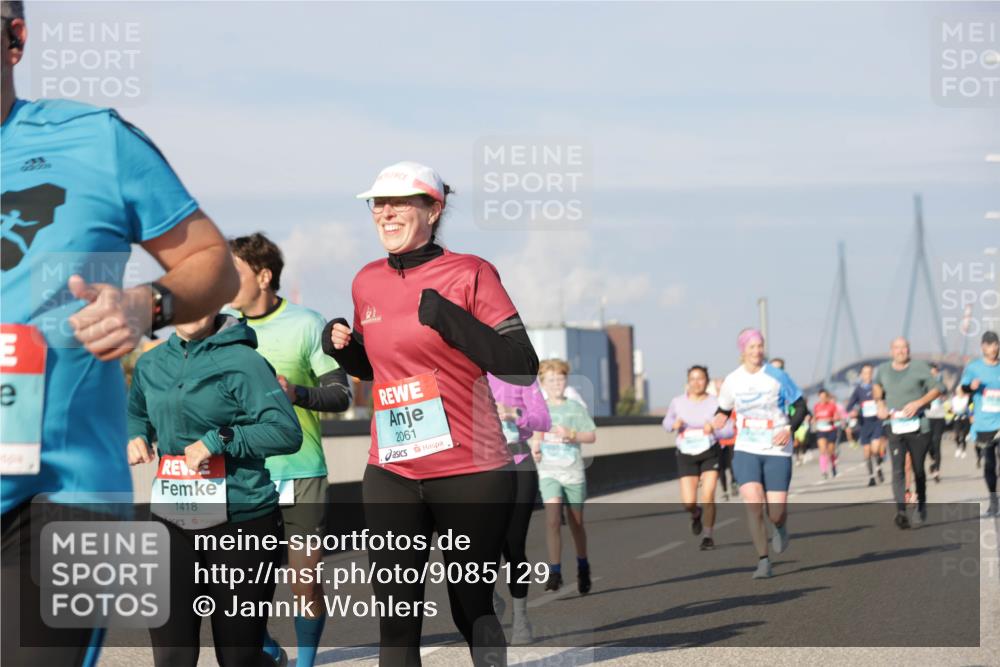 03.10.2025 - Köhlbrandbrückenlauf Jannik Wohlers http://msf.ph/oto/9085129 03.10.2025 09:56:41 Position 3 1418, 2061 meine-sportfotos.de