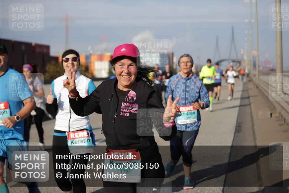 03.10.2025 - Köhlbrandbrückenlauf Jannik Wohlers http://msf.ph/oto/9085150 03.10.2025 10:07:21 Position 3 2025, 3232, 1472 meine-sportfotos.de