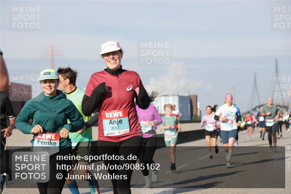 03.10.2025 - Köhlbrandbrückenlauf Jannik Wohlers http://msf.ph/oto/9085162 03.10.2025 09:56:42 Position 3 1418, 2061 meine-sportfotos.de