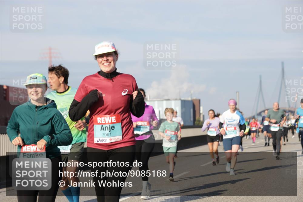 03.10.2025 - Köhlbrandbrückenlauf Jannik Wohlers http://msf.ph/oto/9085168 03.10.2025 09:56:42 Position 3 1418, 1362, 2061 meine-sportfotos.de
