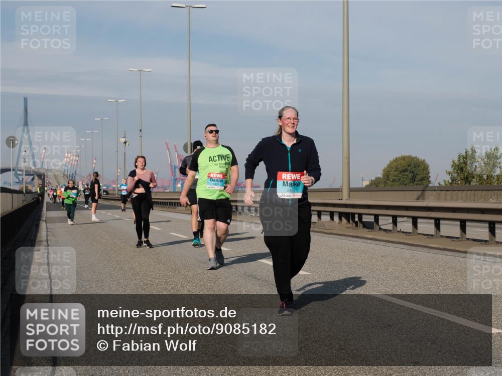 03.10.2025 - Köhlbrandbrückenlauf Fabian Wolf http://msf.ph/oto/9085182 03.10.2025 10:20:19 Position 3 2428 meine-sportfotos.de
