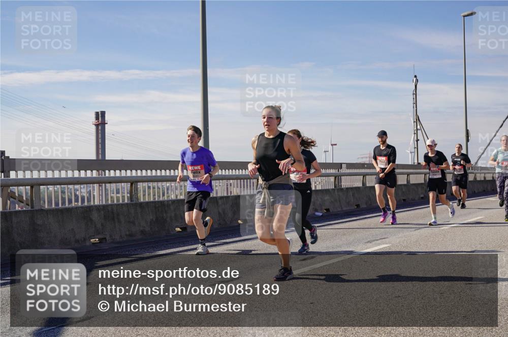 03.10.2025 - Köhlbrandbrückenlauf Michael Burmester http://msf.ph/oto/9085189 03.10.2025 12:42:59 Position 2  meine-sportfotos.de