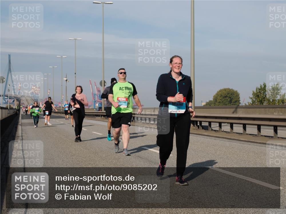 03.10.2025 - Köhlbrandbrückenlauf Fabian Wolf http://msf.ph/oto/9085202 03.10.2025 10:20:19 Position 3 2428 meine-sportfotos.de