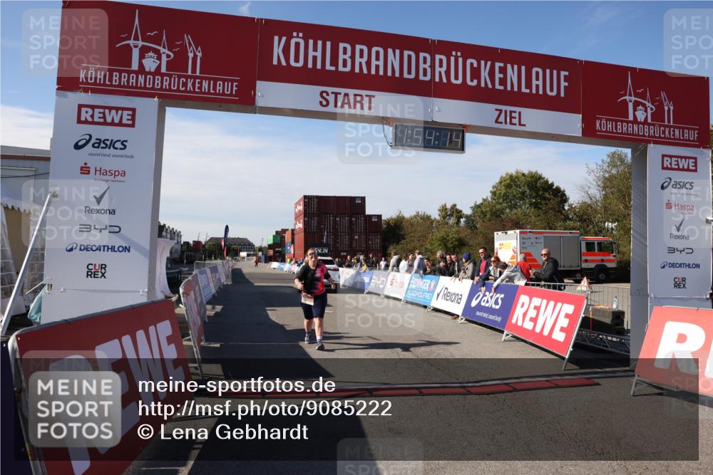 03.10.2025 - Köhlbrandbrückenlauf Lena Gebhardt http://msf.ph/oto/9085222 03.10.2025 13:54:14 Ziel 5471, 6549 meine-sportfotos.de