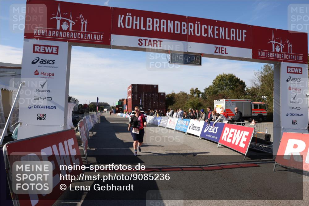03.10.2025 - Köhlbrandbrückenlauf Lena Gebhardt http://msf.ph/oto/9085236 03.10.2025 13:54:15 Ziel 5471 meine-sportfotos.de