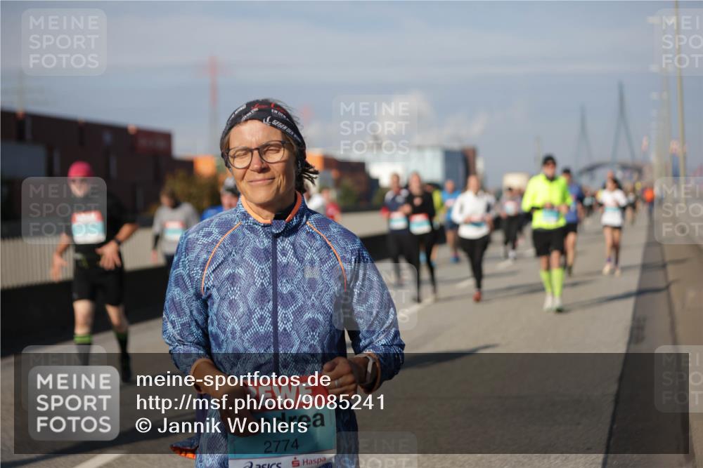 03.10.2025 - Köhlbrandbrückenlauf Jannik Wohlers http://msf.ph/oto/9085241 03.10.2025 10:07:23 Position 3 2774 meine-sportfotos.de