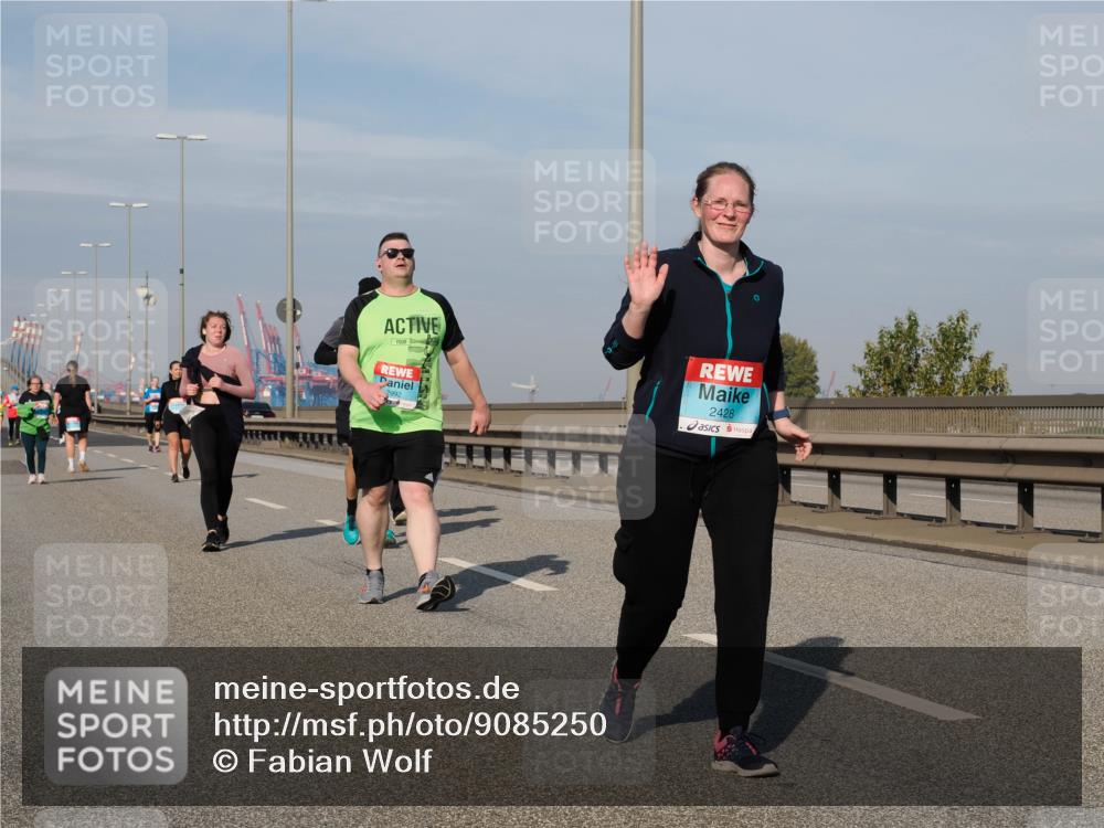 03.10.2025 - Köhlbrandbrückenlauf Fabian Wolf http://msf.ph/oto/9085250 03.10.2025 10:20:20 Position 3 2428 meine-sportfotos.de