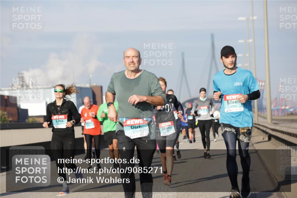 03.10.2025 - Köhlbrandbrückenlauf Jannik Wohlers http://msf.ph/oto/9085271 03.10.2025 09:56:47 Position 3 1829, 2799, 0, 1771, 3394 meine-sportfotos.de